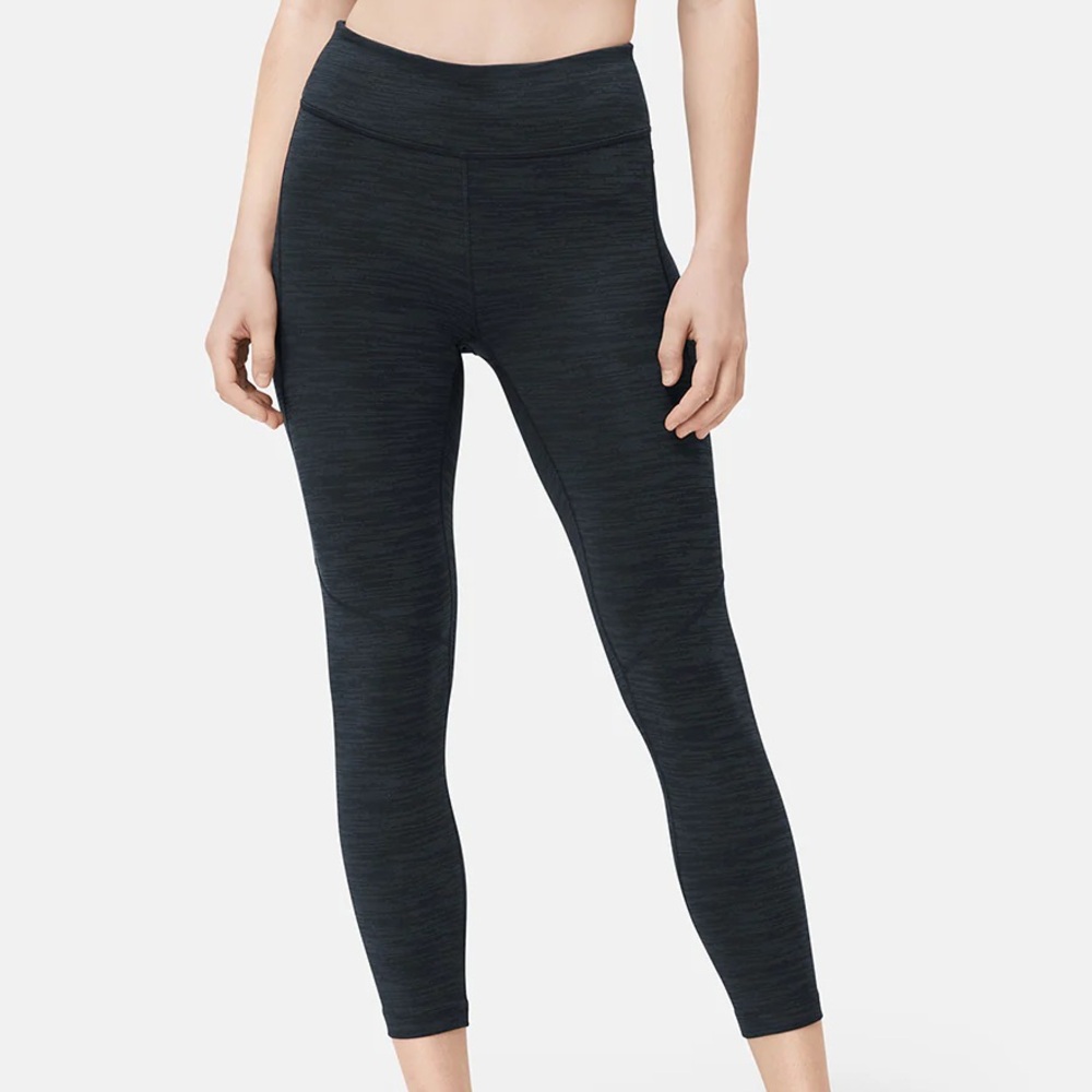 Outdoor Voices TechSweat Leggings in Night 3/4 length